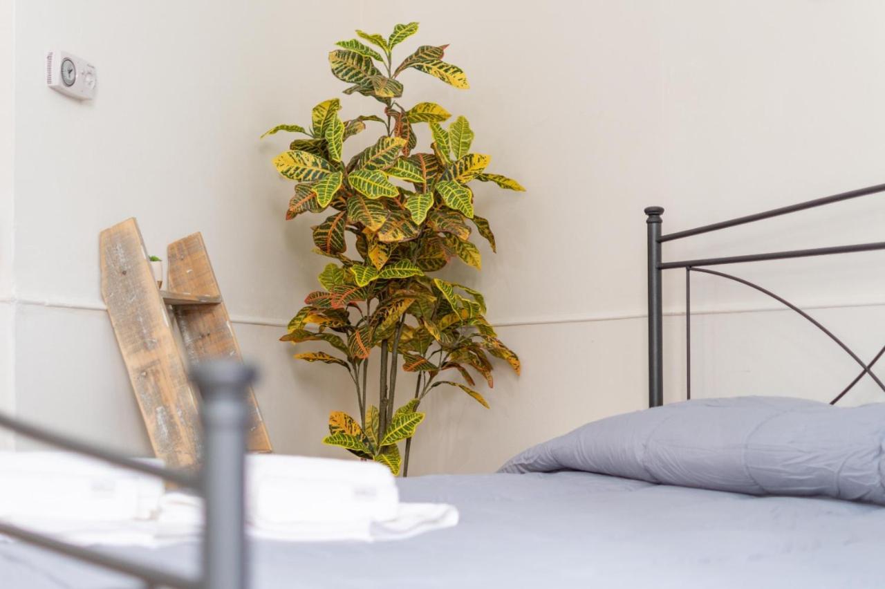 Hôtel Andrea'S à Lecce Extérieur photo